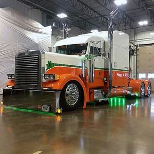 Meet your Posher, Peterson